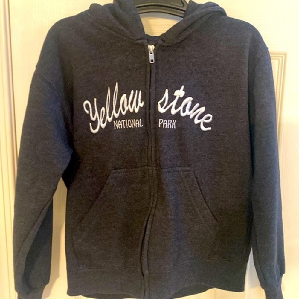 NWOT Yellowstone gray zip up hoodie